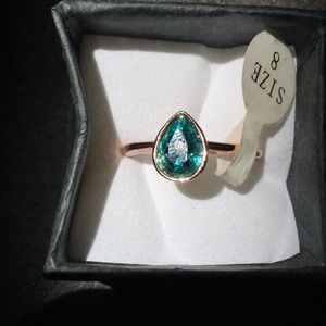 Fragrant Jewels ring sz 8 rose gold tone aqua